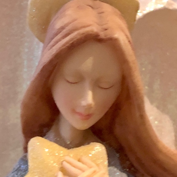 Enesco 9” Police Angel Prayer 2003 Figurine - Picture 5 of 6